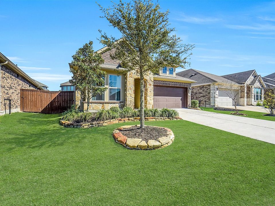34th image of 10047 Napier Dr