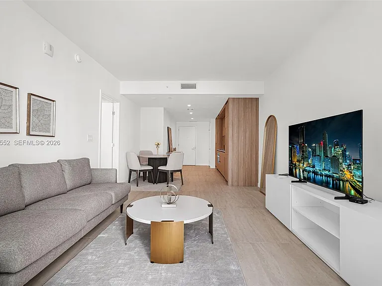 77 SE 5th St #1511 — Photo 13
