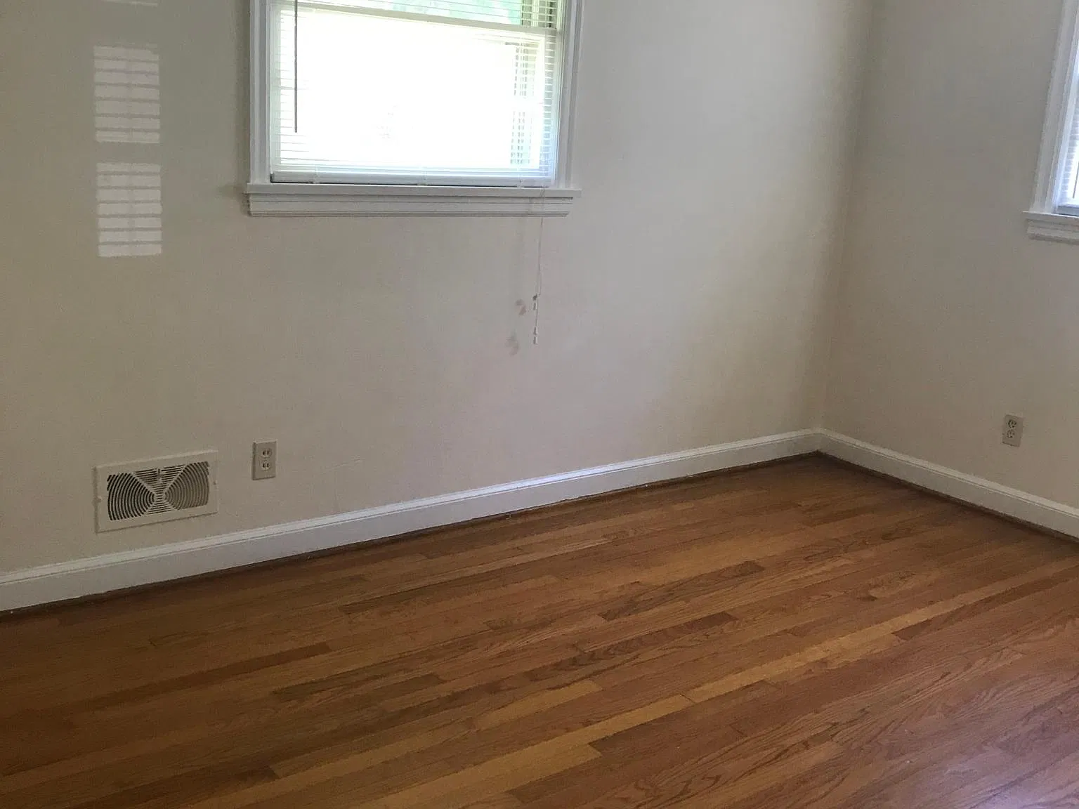 3429 Brandywine Ave — Photo 4
