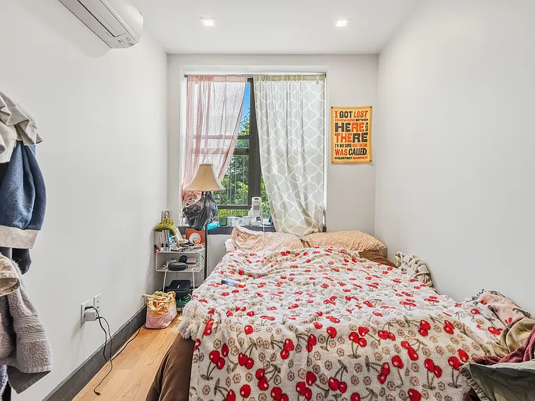 221 Martense St #3B — Photo 4