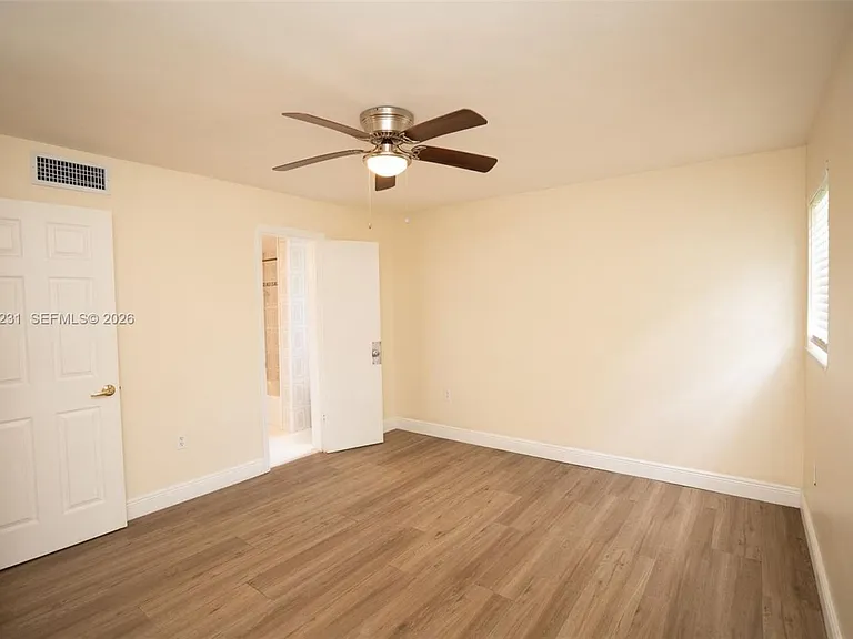 5613 Pierce St #1 — Photo 20