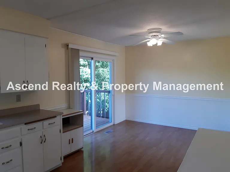 2945 SW 118th Ave — Photo 4