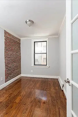 Rented by Century 21 Premier  | media 17