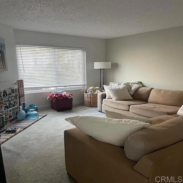 1 bed, 773 sqft, $2,650 — Photo 3