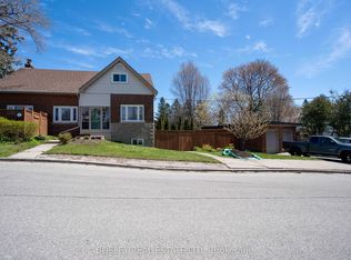 3 Lakehurst Dr #B, Toronto, ON M1N1G7