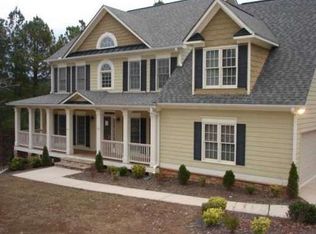 155 Creekside Way, Ball Ground, GA 30107