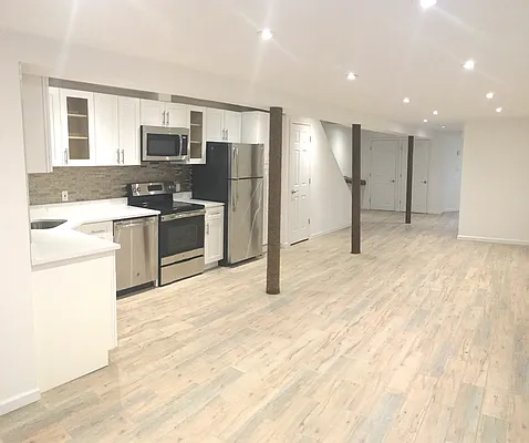 Rented by Kaden Realty | media 14