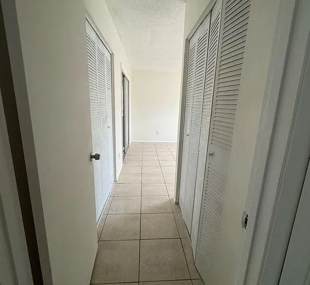 738 SW Ravenswood Ln — Photo 11