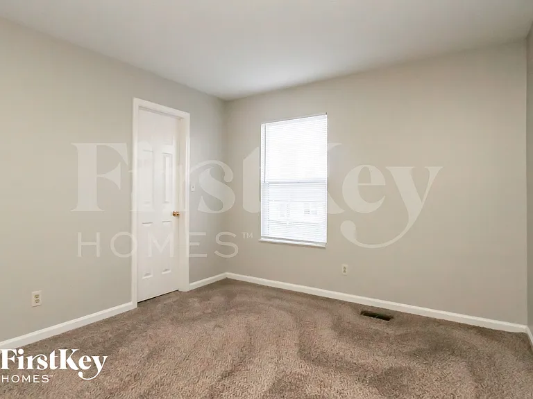 5313 Waterton Lakes Dr — Photo 12