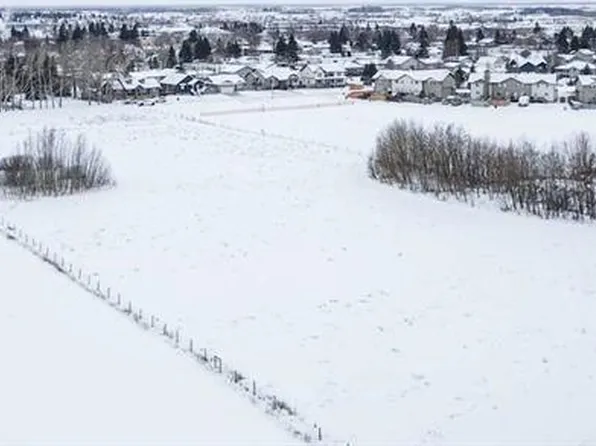 5901 55th Ave, Stettler, AB T0C 2L2