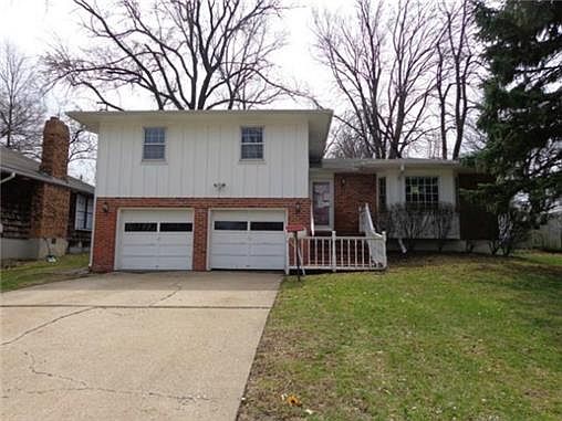 1st image of 9617 E Linwood Blvd