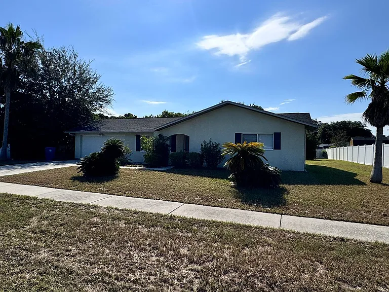 3480 Plaza Ave — Photo 1