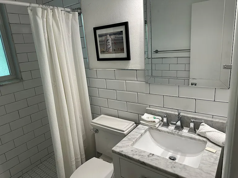 1258 Beach Rd #7 — Photo 10