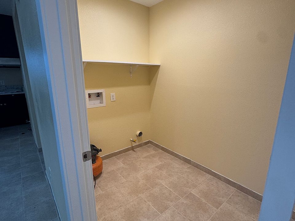 1st image of 6706 Crafton Ave #D