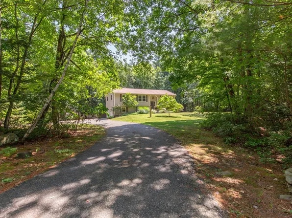 46 Cleveland Hill Road, Brookline, NH 03033