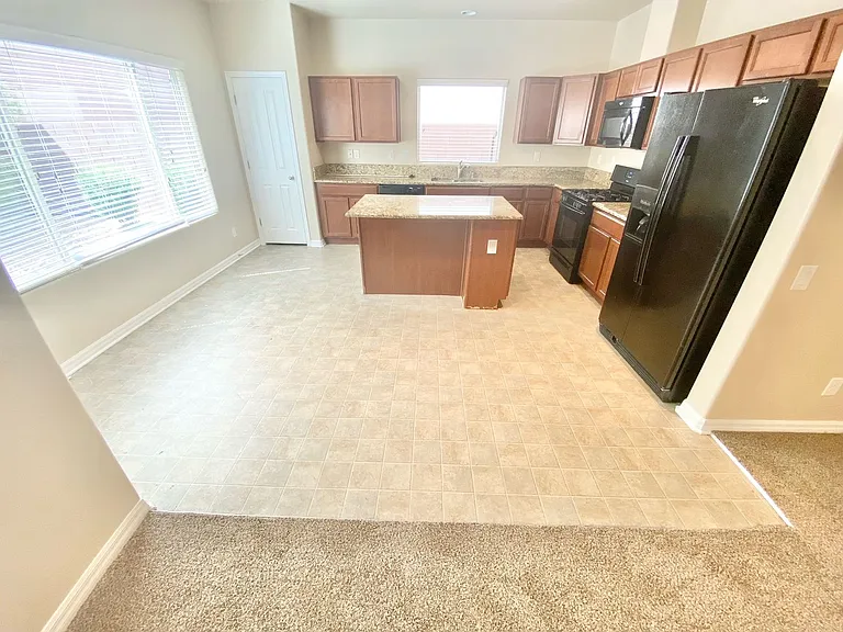 2341 Rue Royale St — Photo 4