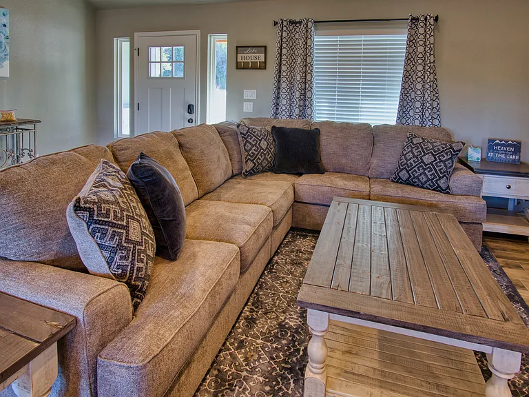 1139 Cedar Bnd — Photo 7
