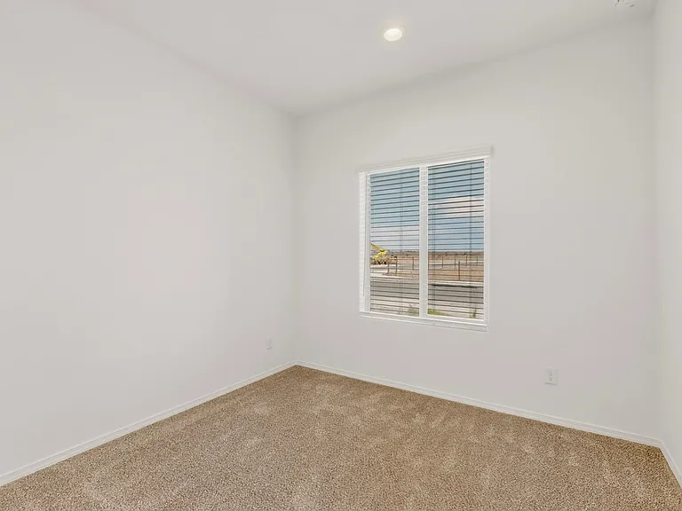 308 Prism Ave SW — Photo 25