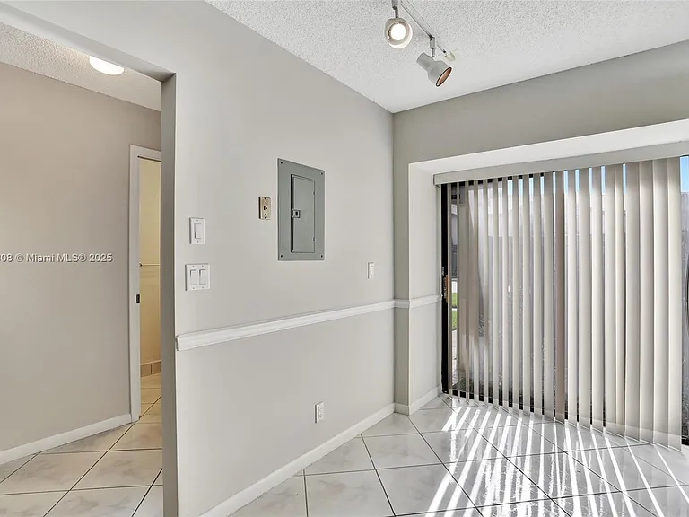 4615 Carambola Cir S #27232 — Photo 7