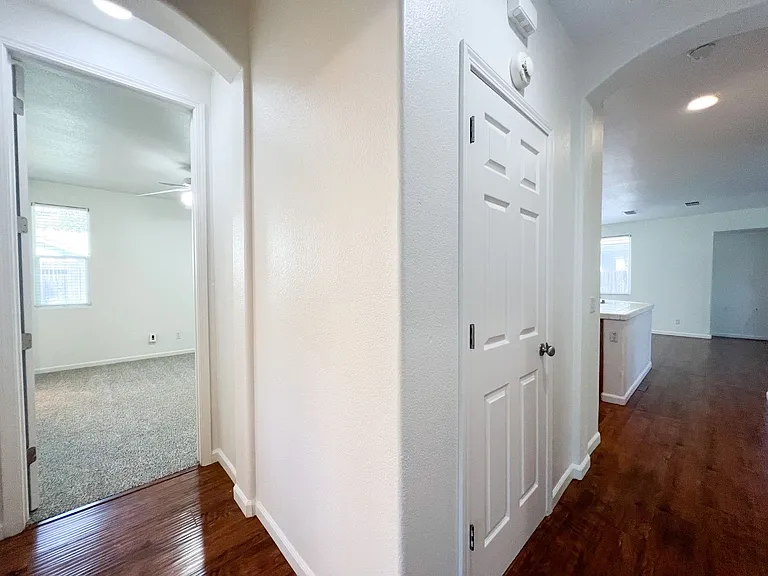 9814 Paso Fino Way — Photo 26