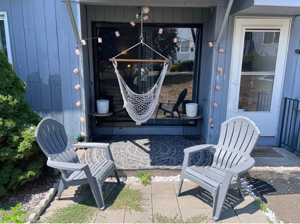 9 Birch Lane #H, East Haven, CT 06513