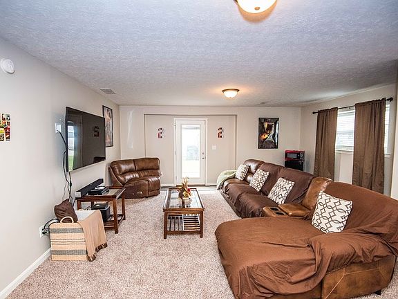 4th image of 189 Creekvale Dr