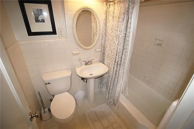 1205 Saint Charles Ave #612 — Photo 3