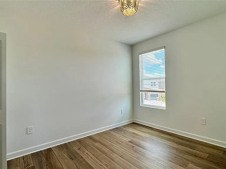 7854 Poplin St — Photo 33