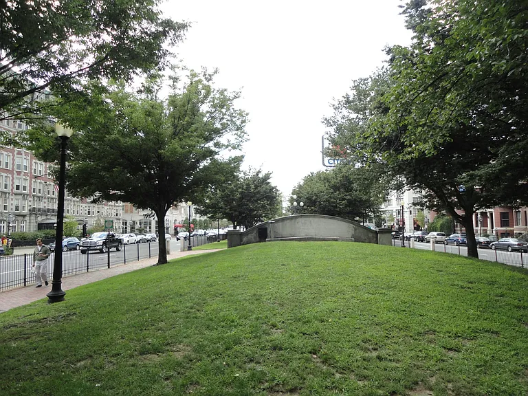 464 Commonwealth Ave #26 — Photo 7