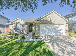 3411 Highland Point Ln, Pearland, TX 77581