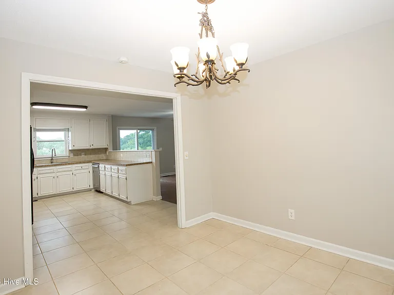201 Sarason Pl — Photo 20