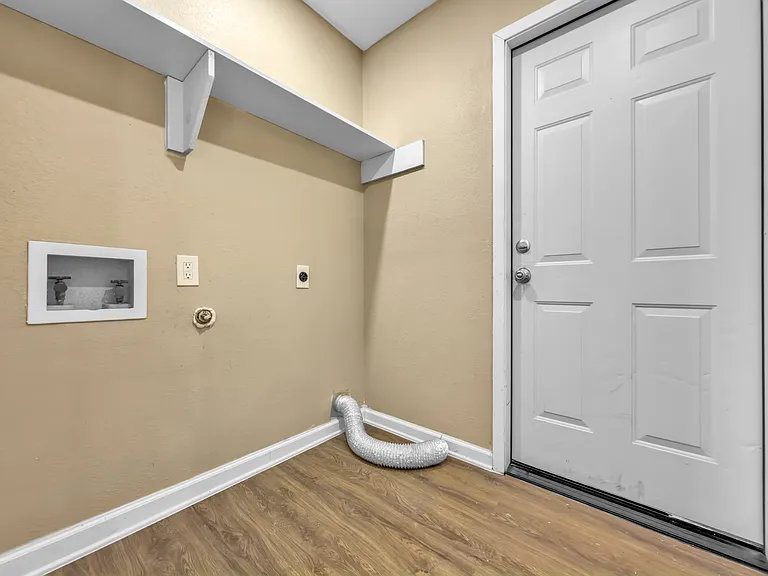 5705 Crest Pebble Dr — Photo 15