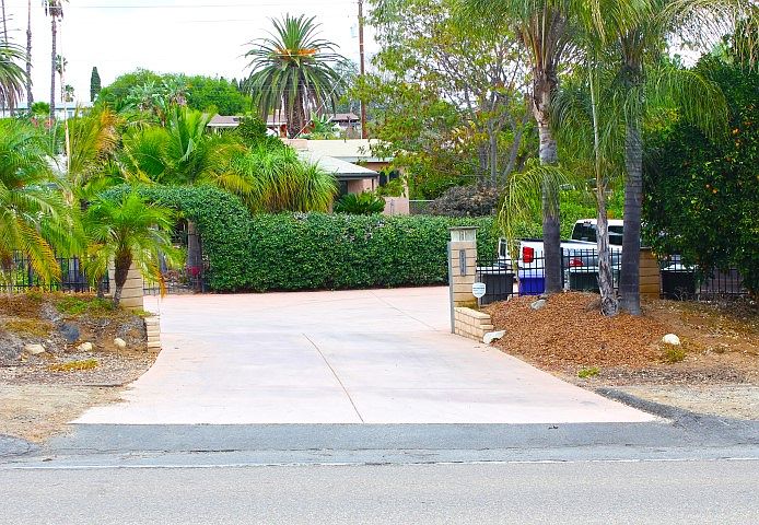 1st image of 2316 Sunset Dr