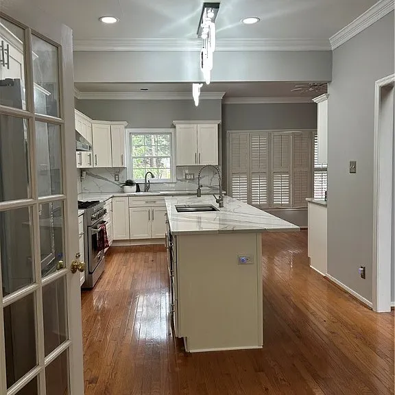12305 Maybrook Ln — Photo 7