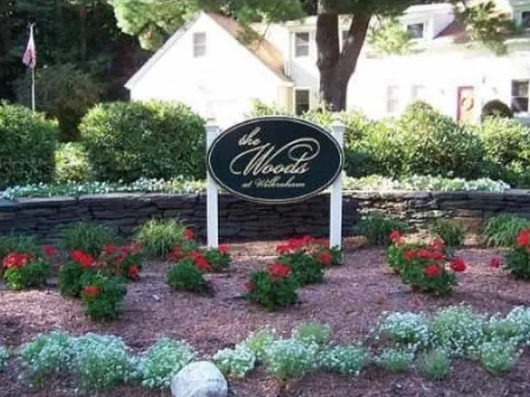 49 High Pine Cir, Wilbraham, MA 01095