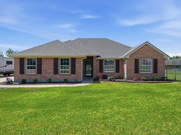102 Brittany Dr, Fate, TX 75189