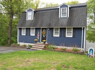 43 Ridgeway Ave, Billerica, MA 01821