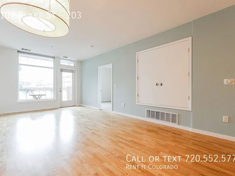 3101 Blake St #203 — Photo 7