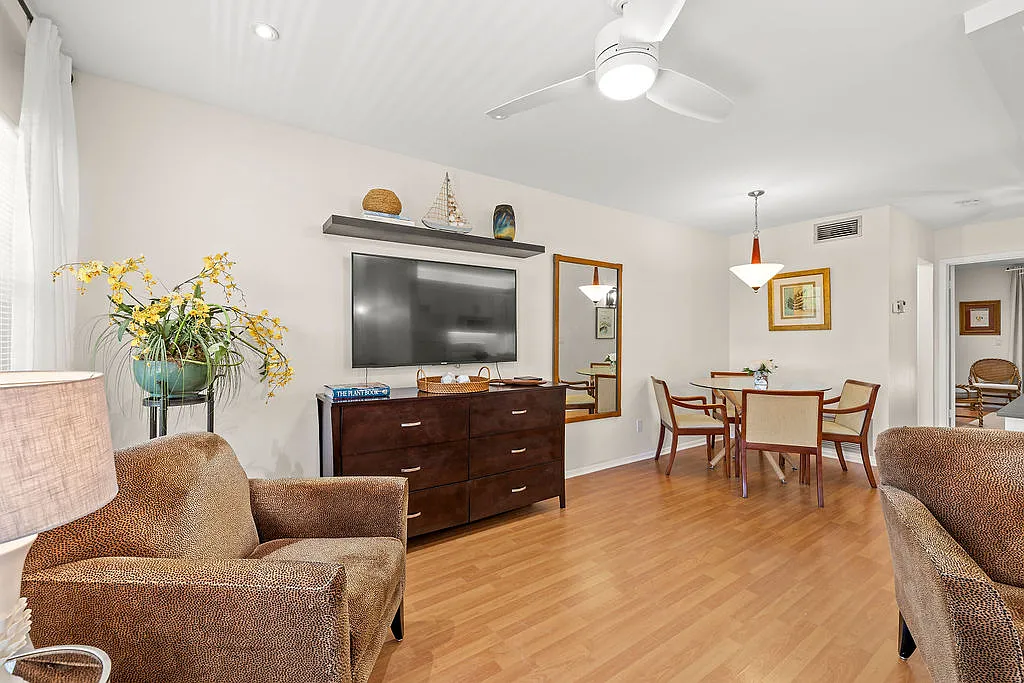 1 bed, 750 sqft, $1,600 — Photo 1