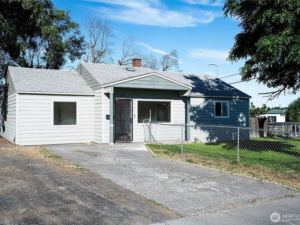 1st image of 112 W Loop Drive