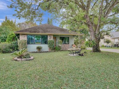 211 Bobwhite Rd, Royal Palm Beach, FL, 33411