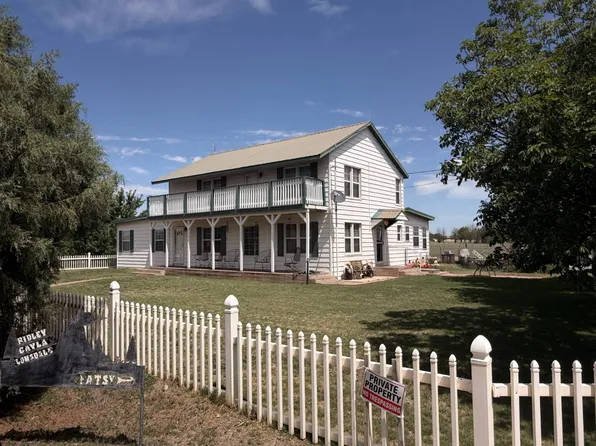 706 Fm 292, Farwell, TX 79325