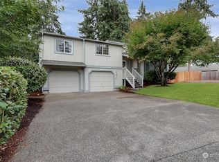 9607 Espirit Ct SE, Olympia, WA