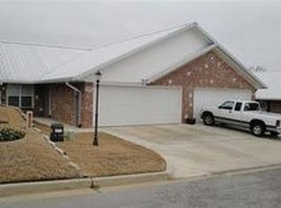 1818 Flagstone Dr, Longview, TX 75605