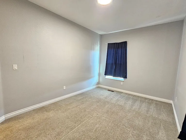 18187 Kodiak Bear Ct — Photo 23
