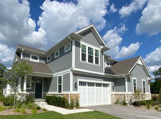 519 Hannah Ln #706-009, Hinsdale, IL 60521