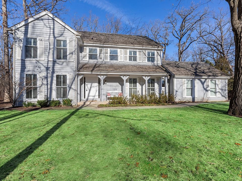 1st image of 60 Bristol Ct