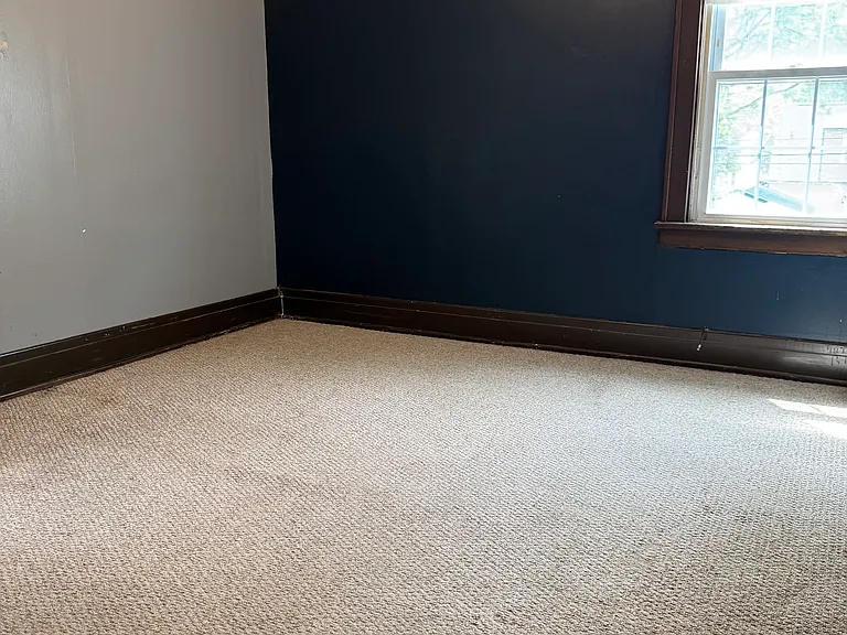 41 Eden St #2 — Photo 8