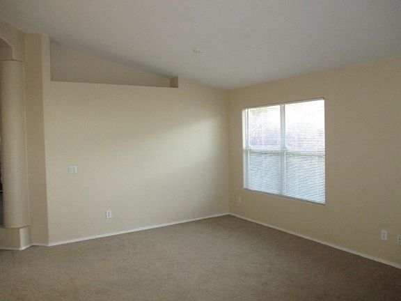 3rd image of 8953 W Wedgewood Dr
