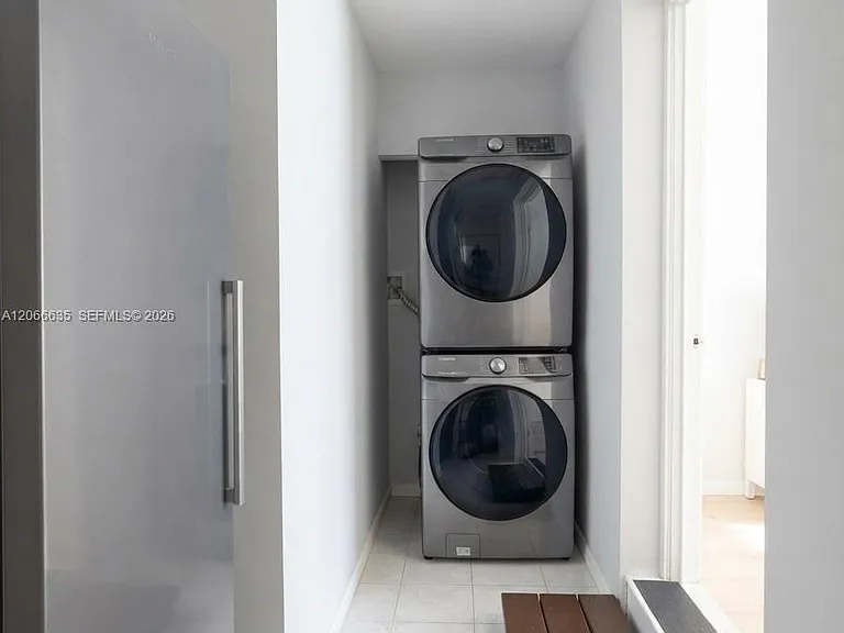 5911 SW 6th St #2 — Photo 8